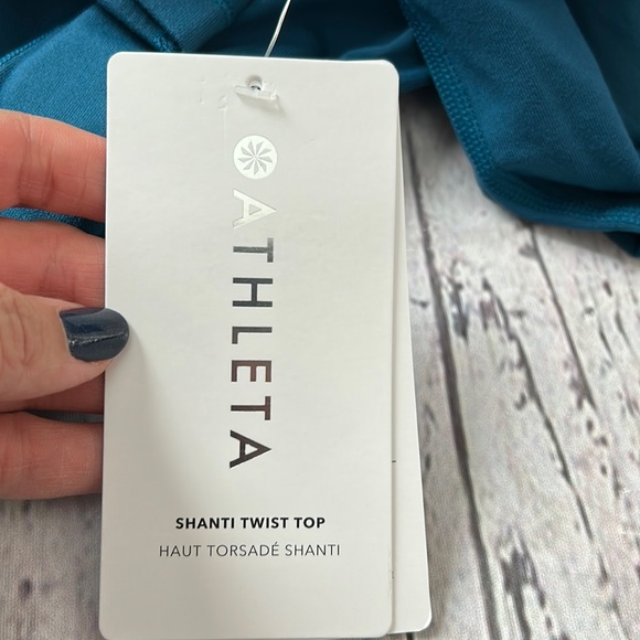 NWT Athleta Ashanti Twist Top - Picture 3 of 7